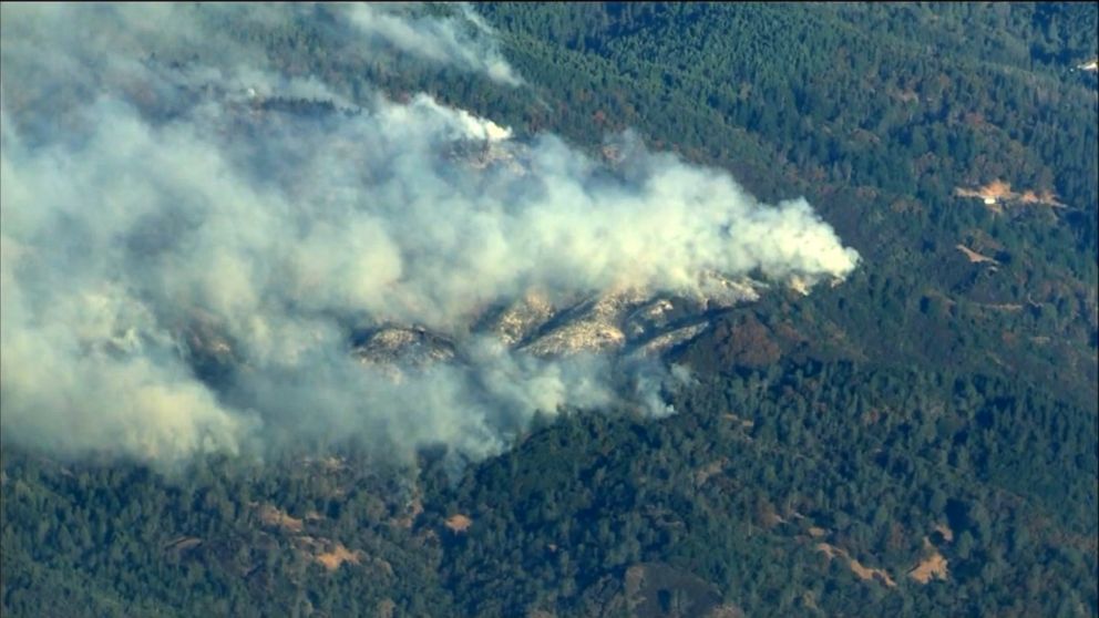 Video Biggest winds in years could spread California fires - ABC News