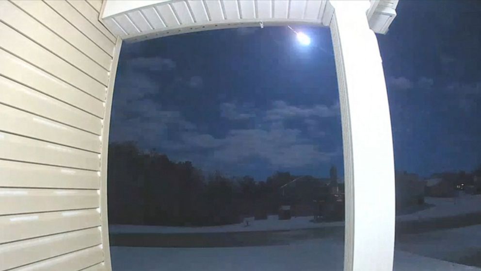 ring doorbell blue light