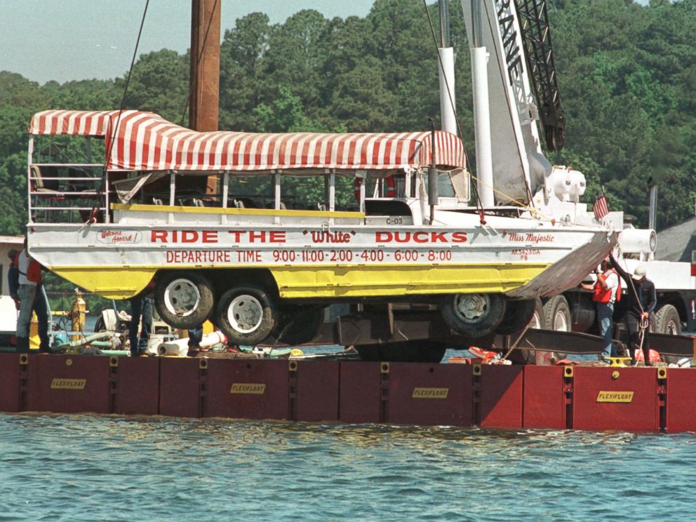 duck boat tour death