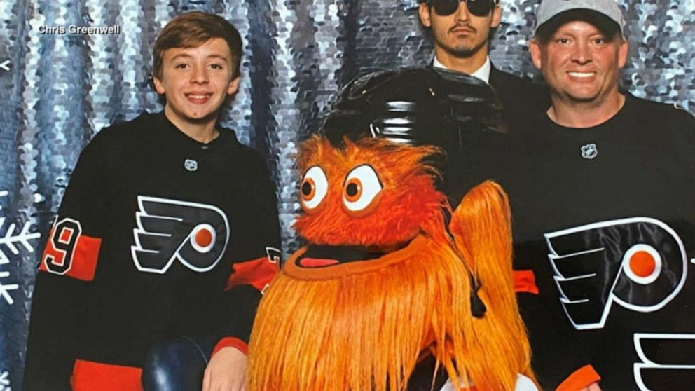 Philadelphia Flyers mascot Gritty is back to 'business as usual' after  being cleared of punching teenage boy, London Evening Standard