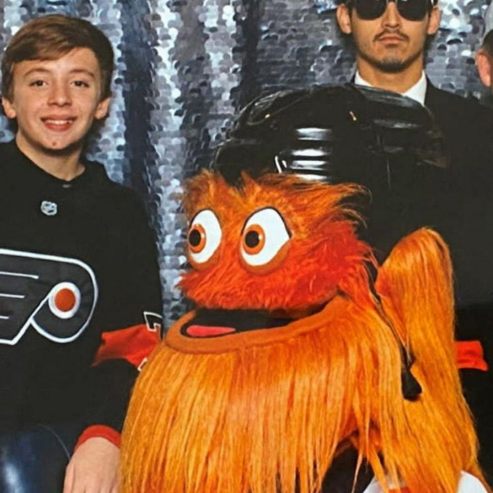 Philadelphia Flyers Mascot Gritty Accused of Punching 13-Year-Old Boy -  InsideHook
