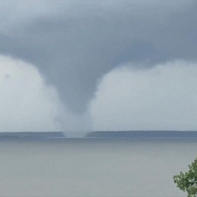 VIDEO: Massive waterspout spotted over Texas reservoir