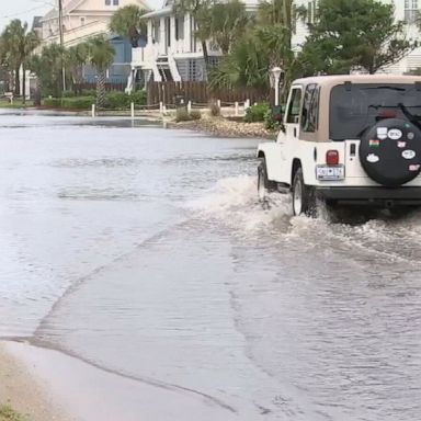 VIDEO: Tropical storm floods streets in Charleston