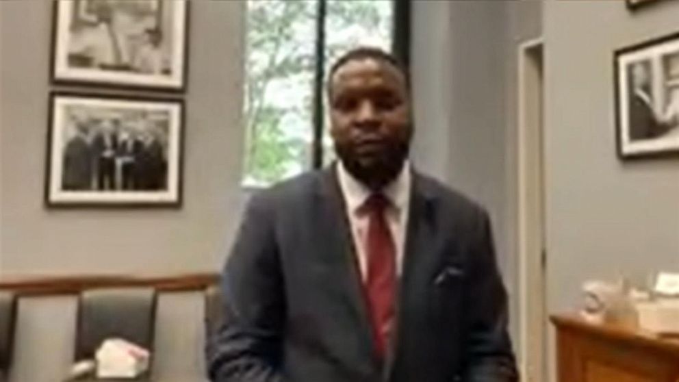 Video Lee Merritt, attorney for Arbery and Floyd families, on White House  meeting - ABC News