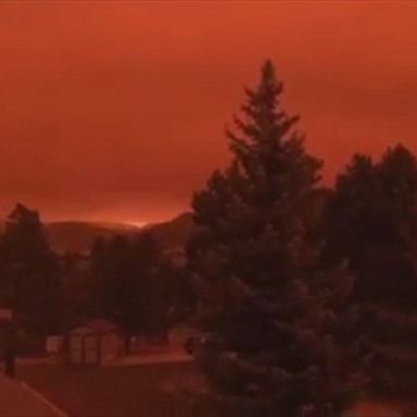 Sky turned orange by Colorado's East Troublesome Fire