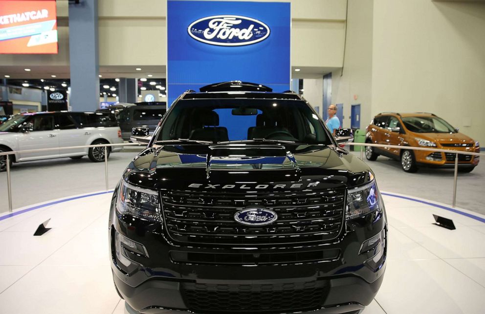 PHOTO: A 2016 Ford Explorer sits on display at the Miami Beach International Auto Show at the Miami Beach Convention Center on Nov. 12, 2015 in Miami Beach, Fla.