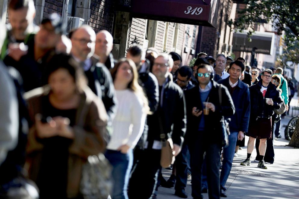 PHOTO: Voters wait in line to cast their ballots at a polling site in the Chelsea neighborhood of New York, Nov. 8, 2016.