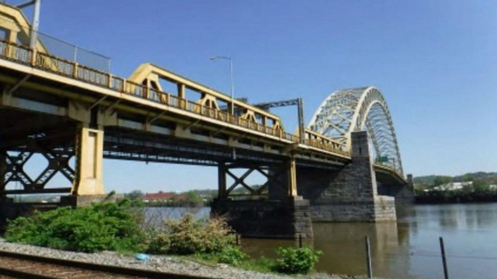  Inspector who failed to catch interstate bridge crack fired