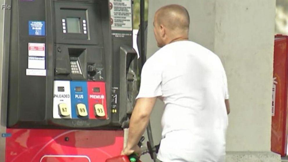 Video Biden blames rising gas prices on Putin - ABC News