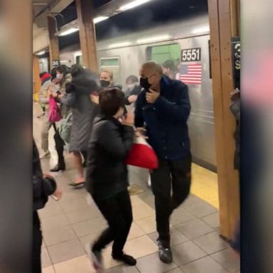 VIDEO: ABC News Live: NYPD releases wanted poster for suspect in Brooklyn subway shooting 