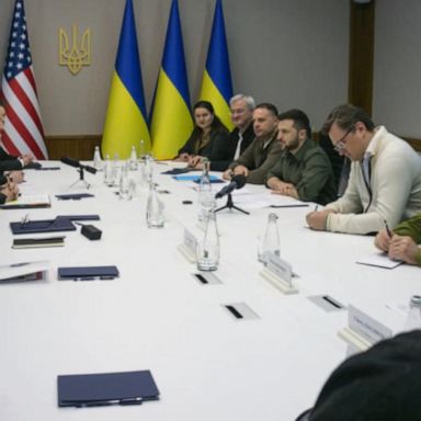 VIDEO: US officials visit Ukraine 