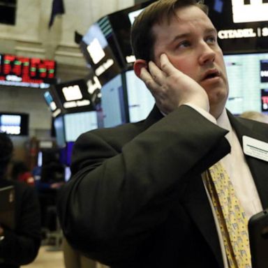 VIDEO: Dow Jones drops more than 1,000 points after Federal interest rate hike