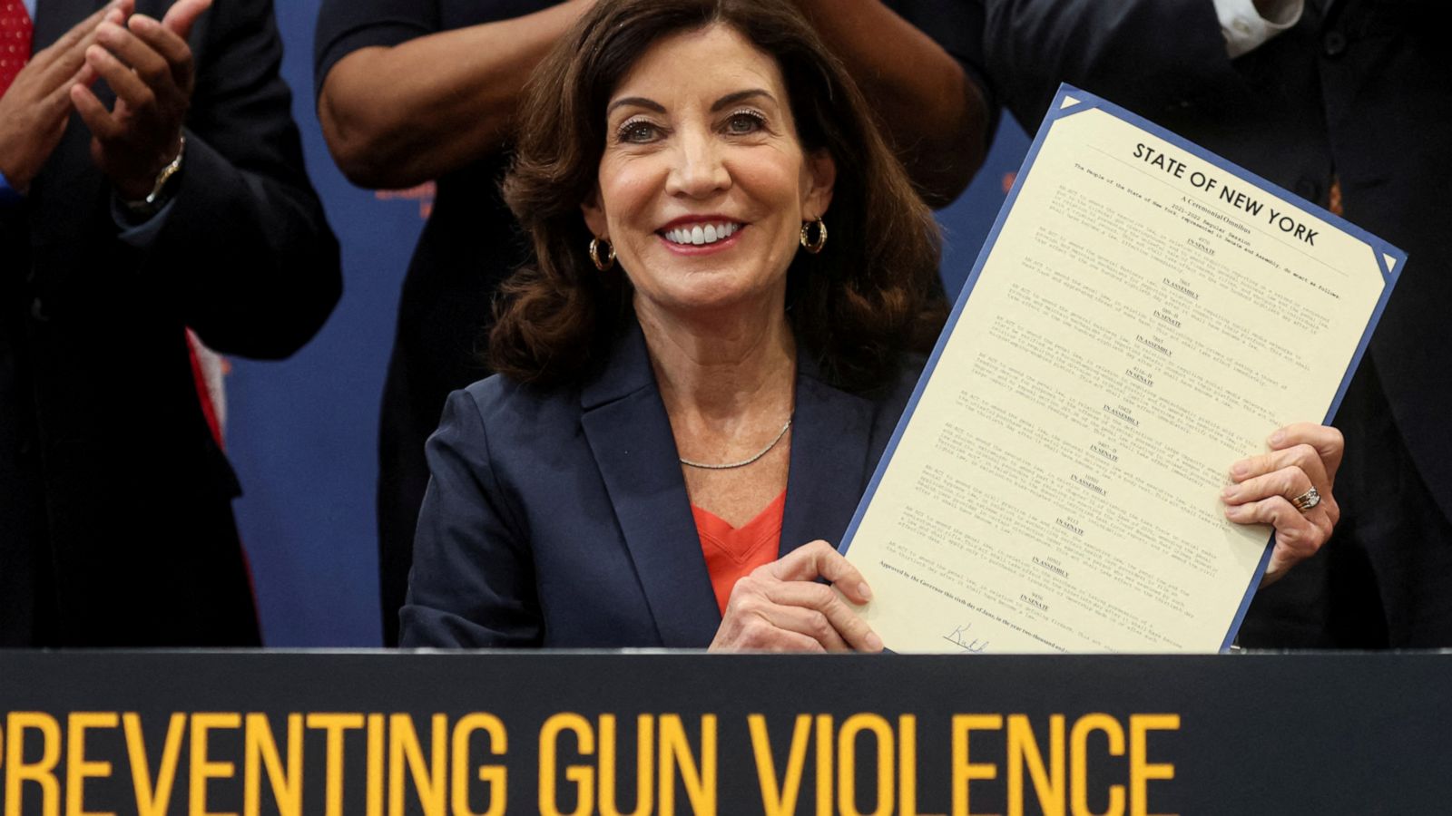 New York Governor Signs Gun Reform Bills Into Law Good Morning America 