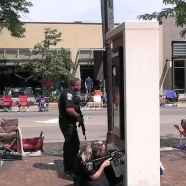 VIDEO: Eyewitness describes escaping gunfire at Illinois July 4 parade 