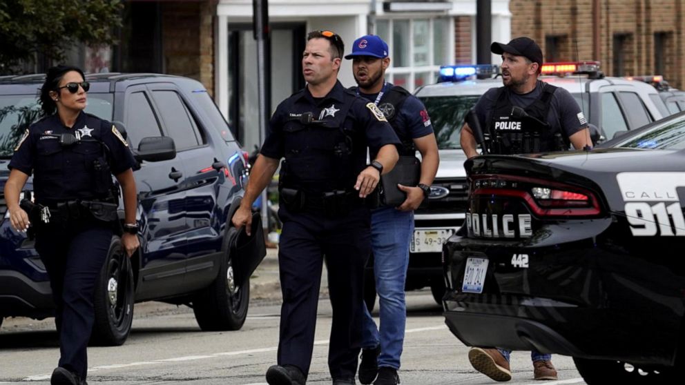 Video ABC News Live: Accused gunman in the July 4 parade shooting to ...