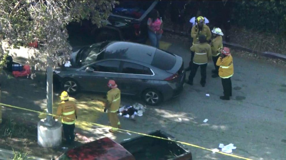 Video 2 dead, 5 injured in Southern California shooting - ABC News