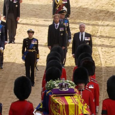 VIDEO: ABC News Live: Royal family holds vigil at Westminster Hall