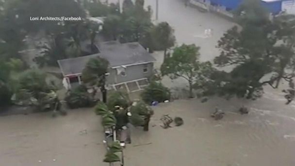 Video Abc News Live Hurricane Ian Makes Landfall As Category 4 Storm Abc News 4619