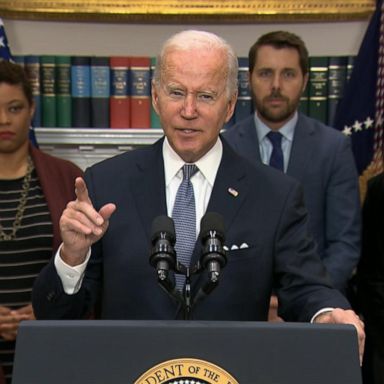 VIDEO: Biden announces deficit fell by $1.4 trillion this year