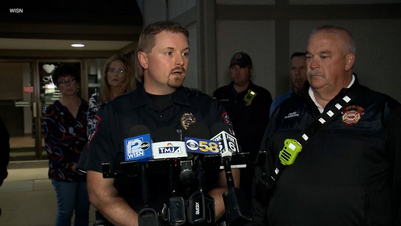 6 people found dead in apartment fire were shot: Police - Good Morning ...