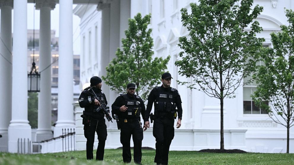 PHOTO: US-POLITICS-CRIME-WHITE HOUSE
