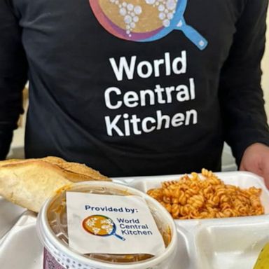 VIDEO: World Central Kitchen founder helps craft meals for earthquake survivors 