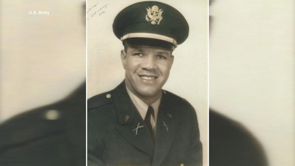 Smidighed Seraph Indkøbscenter Biden awards Medal of Honor to Black Vietnam War hero after paperwork  'lost' twice - ABC News