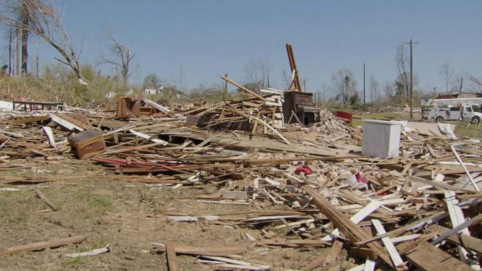 Video Mississippi town nearly leveled after EF-4 tornado - ABC News