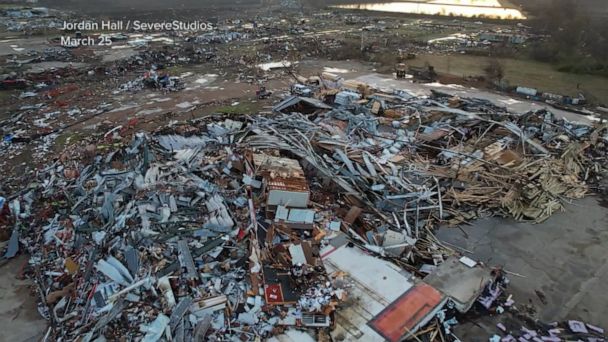 Video 'Catastrophic' tornado rips through Arkansas - ABC News