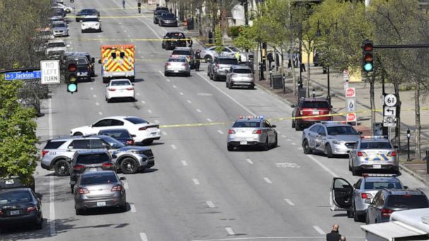 Video ABC News Live: 4 Dead In Louisville Bank Shooting - ABC News