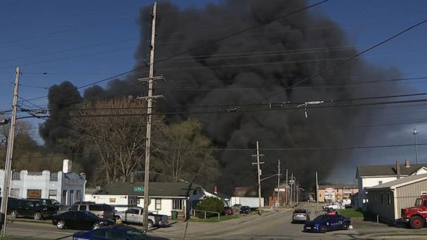 Video Concern grows over toxic smoke from Indiana recycling plant - ABC ...