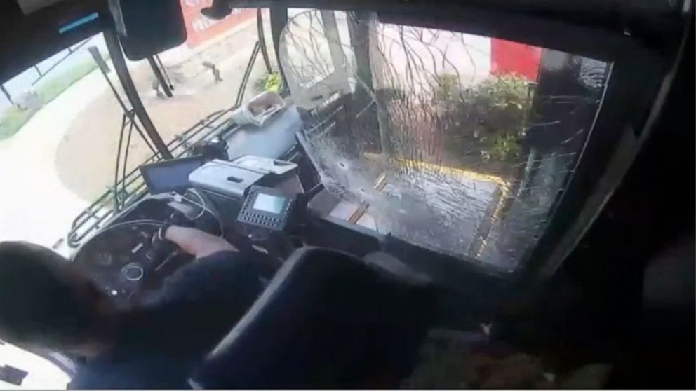 Video Driver, passenger get into shootout on Charlotte bus - ABC News