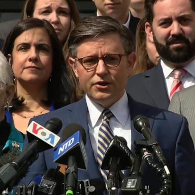 VIDEO: Speaker Mike Johnson speaks to Columbia University protestors