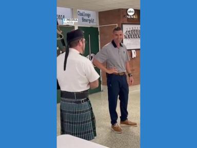 WATCH:  Illinois high school students hire bagpiper to follow principal in senior prank