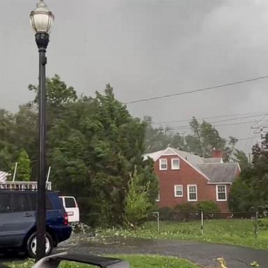 VIDEO: Strong winds send debris and sparks flying amid tornado warning in Maryland