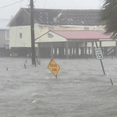 VIDEO: Hurricane Francine makes landfall as Category 2 storm