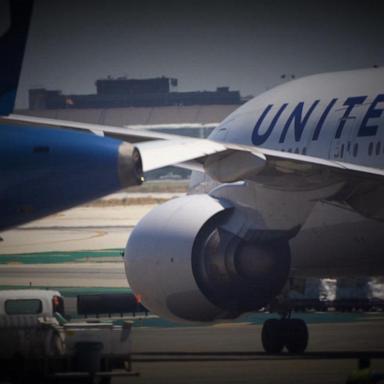 United Airlines Flight 202 arrived at the Kahului Airport in Maui from Chicago O'Hare International Airport on Dec. 24.