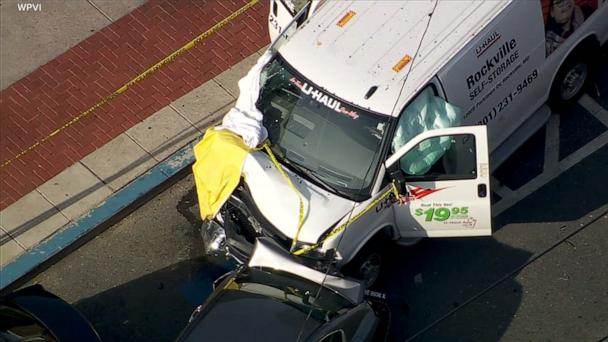 1 dead, several hurt in crash involving speeding U-Haul van: Police