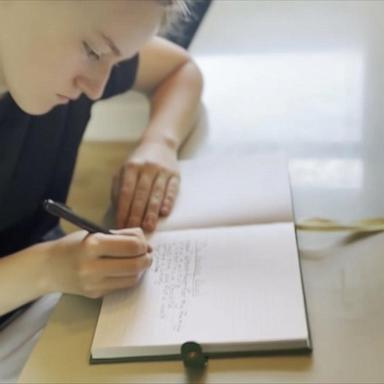 VIDEO: How to get your kids to have a screen-free summer