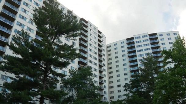 Toddler survives 15-floor fall from apartment balcony