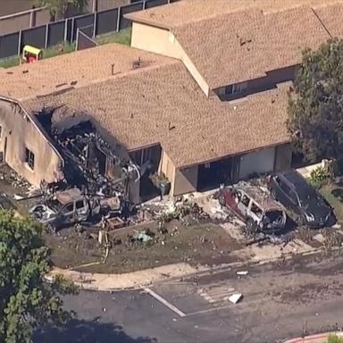 VIDEO: Multiple fatalities after small plane crashes into San Diego neighborhood