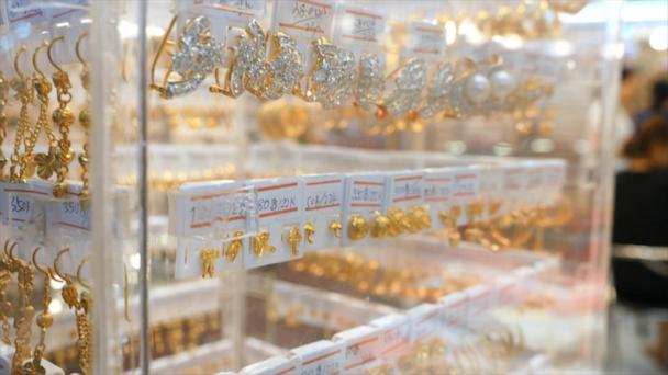 Trade war and rising gold prices threaten jewelry industry