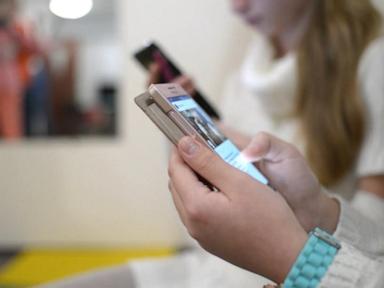 WATCH:  Phone addiction spotlight: New research on excessive screen use