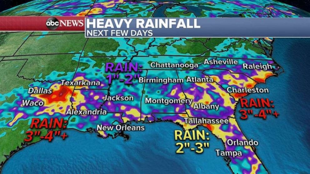 PHOTO: The heaviest rain over the next two days will be in eastern Texas and along the Gulf Coast where some areas could see more than 5 inches of rain bringing with it possible areas of flash flooding.  