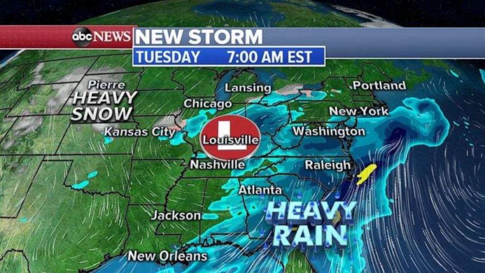 PHOTO: On Wednesday morning, the Midwestern storm really strengthens and becomes a powerful winter storm for Iowa, Missouri, Illinois, Wisconsin, Indiana and Michigan.