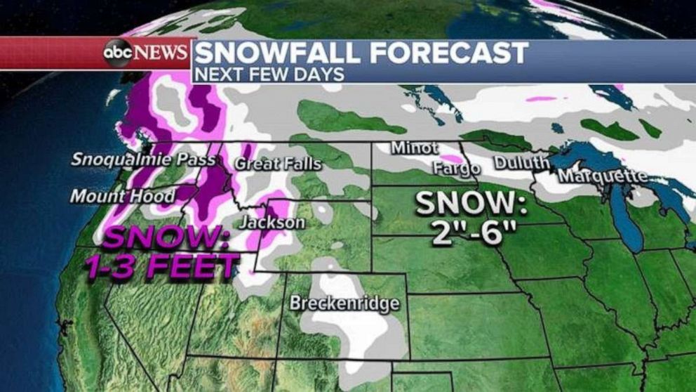 PHOTO: Lighter snowfall totals are expected in the northern Plains and the Great Lakes as well where locally 2 to 6 inches could be possible from the Dakotas to Michigan. 
