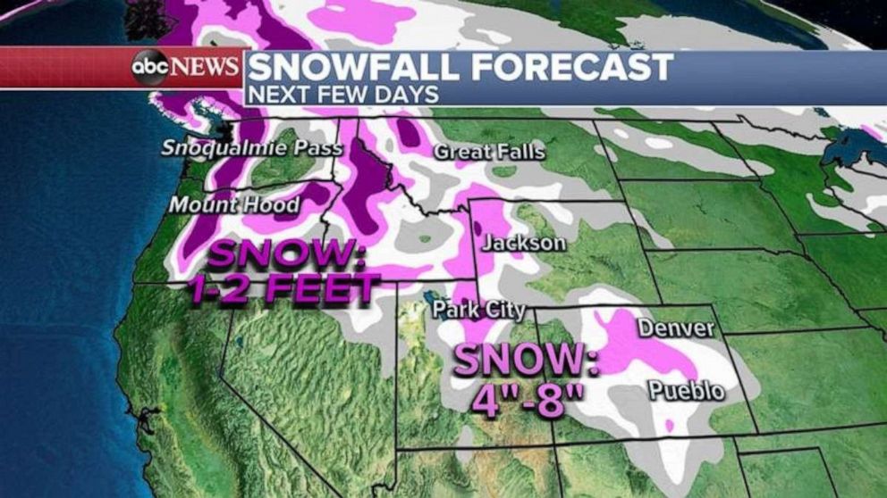 PHOTO: Additional snow is also forecast in the Northwest where locally 1 to 2 feet of snow is expected in the Cascades of Washington and Oregon.
