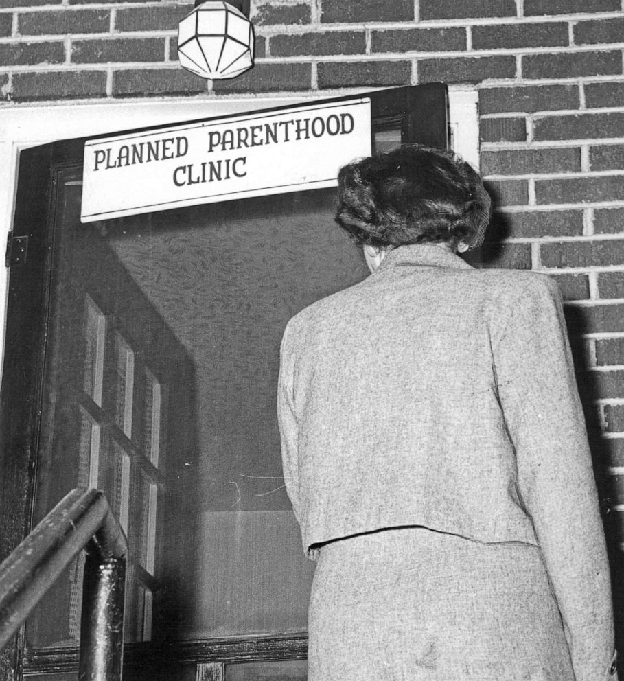 PHOTO: A person enters a Planned Parenthood Clinic in Denver, May 5 1958.