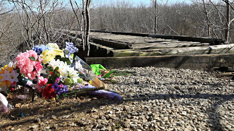 PHOTO: A makeshift memorial for Abby Williams and Libby German next to a trail they were hiking the day they disappeared, Feb. 13, 2017, in Delphi, Indiana.