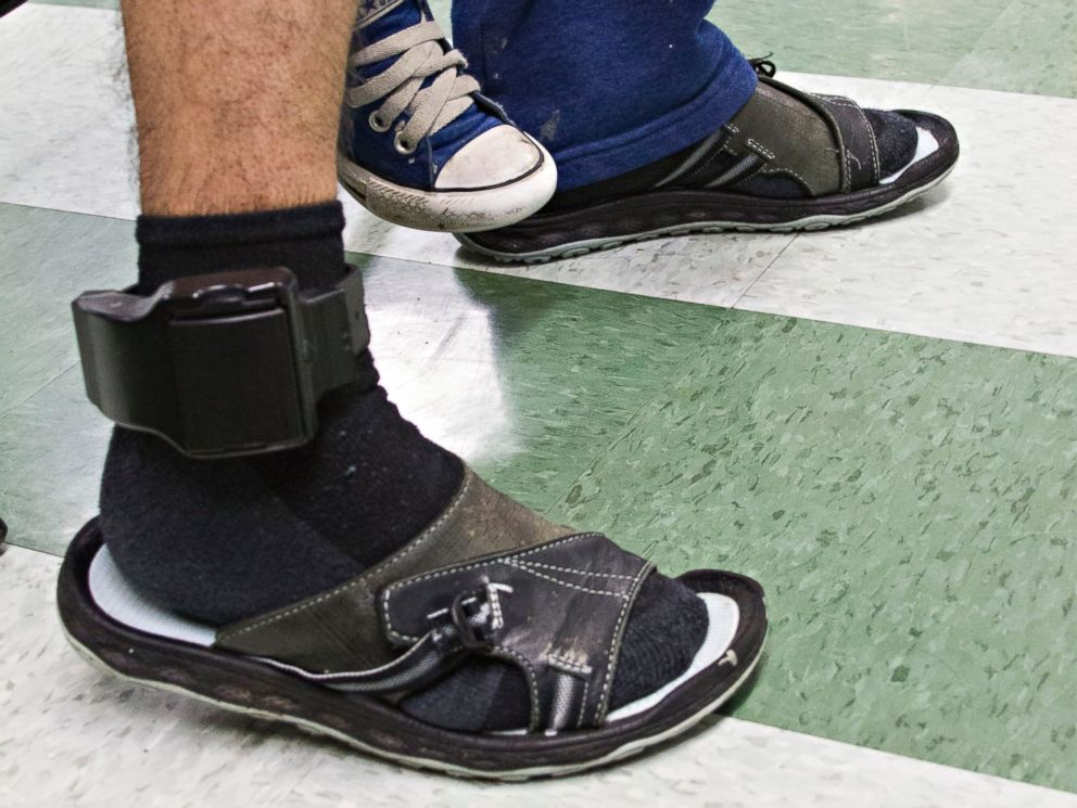 PHOTO: Javier Flores Garcia wears an ankle bracelet that allows Immigration and Customs Enforcement (ICE) to know where he is at all times.